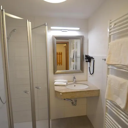 Karlingerhof Tatil Evi