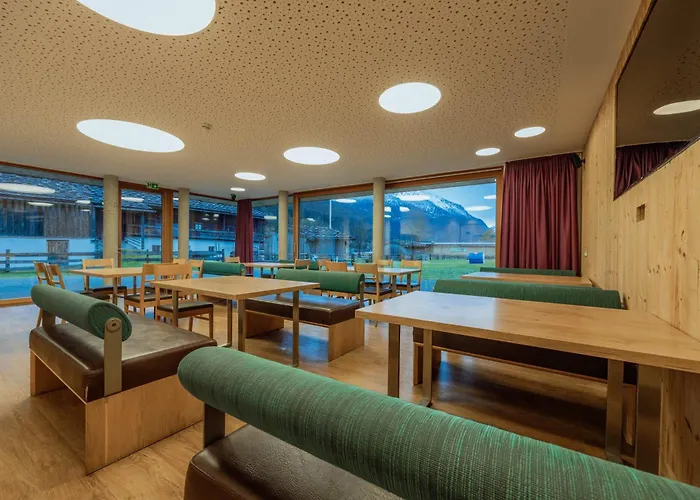 Karlingerhof 아첸키르흐